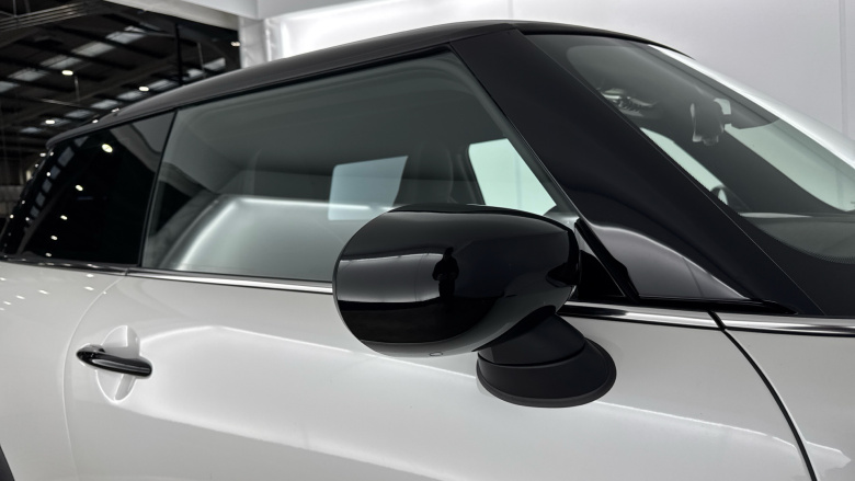 MINI Hatchback 1.5 Cooper Sport 3dr Petrol Hatchback